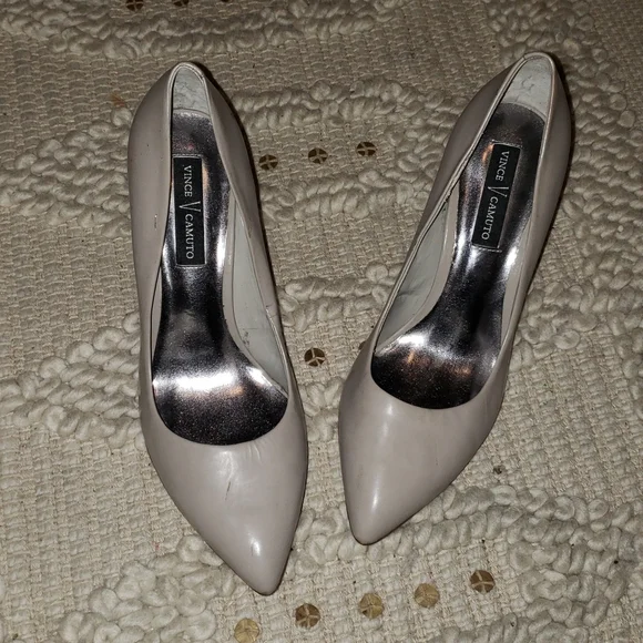 Vince Camuto Gray leather heels shoes size 8.5 - Picture 3 of 12